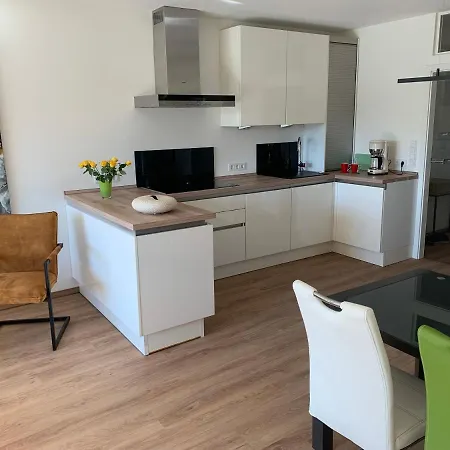 Appartement Casada: 3-zimmer-zuhause Mit Buero Wißmar